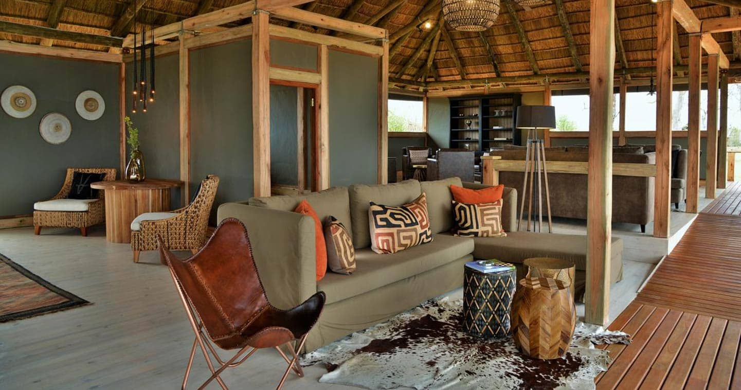 Stylish safari accommodation in Chobe at Nogatsaa Pans